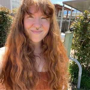 Meet your Posher, Emilee